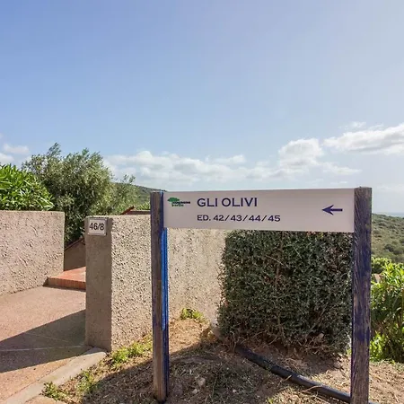 Village Cugnana Lovely -terrace&parking! Apartment *