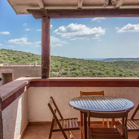 Apartment Village Cugnana Lovely -terrace&parking!